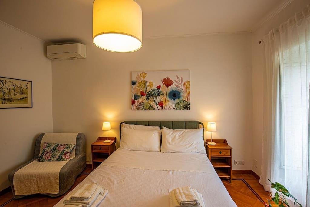 רומא Dimora Al Colosseo, 2 Bedrooms מראה חיצוני תמונה