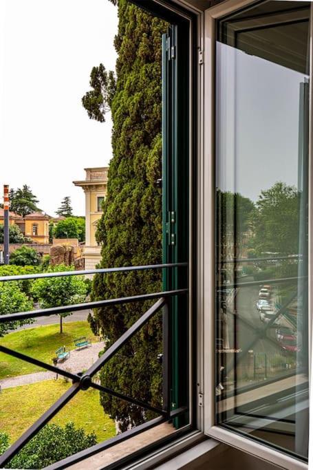 רומא Dimora Al Colosseo, 2 Bedrooms מראה חיצוני תמונה